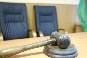 Пытали раскаленным утюгом. Суд вынес приговор гомельчанам, вымогавшим у знакомого деньги