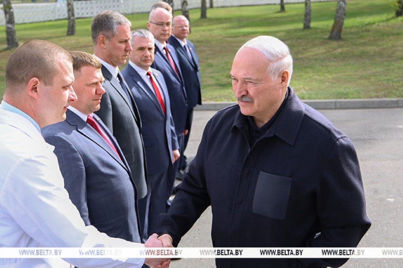 Большая командировка Лукашенко продолжилась в Петриковском районе