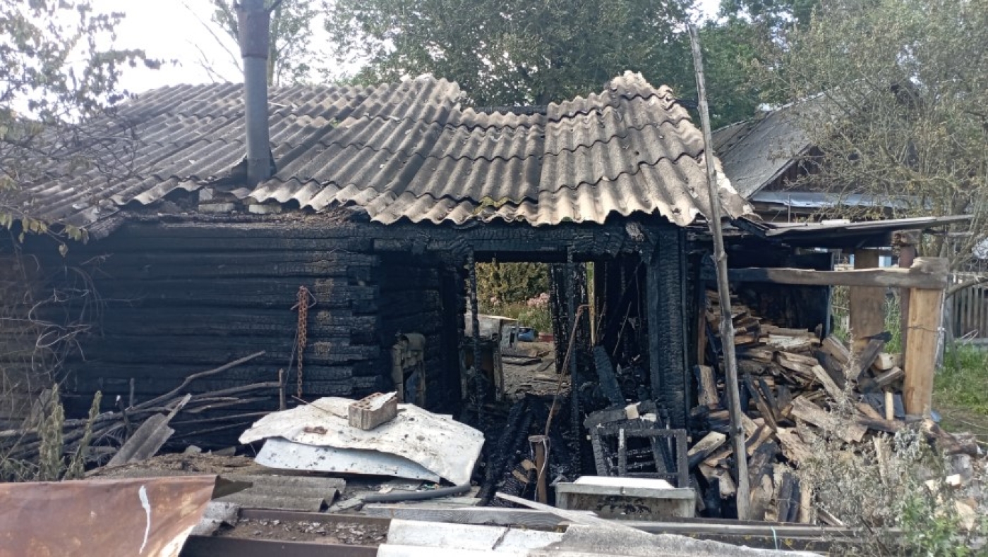 В Местино сгорела баня