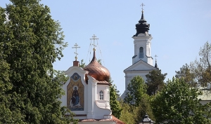 Православные верующие празднуют Усекновение главы Иоанна Предтечи