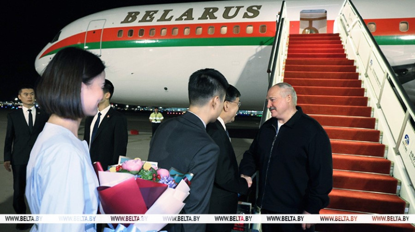 Лукашенко прибыл с визитом в Китай. Рассказываем, что на повестке