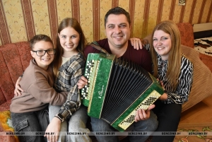 Любовь = Забота в семье Тисецких