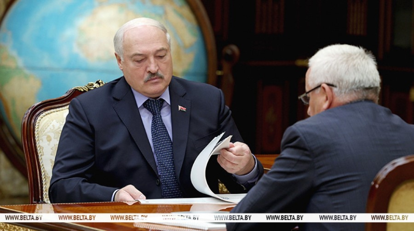 Виды на картофель, "хороший кусок" в промышленности и $3 млрд для Полесья. Подробности доклада у Лукашенко