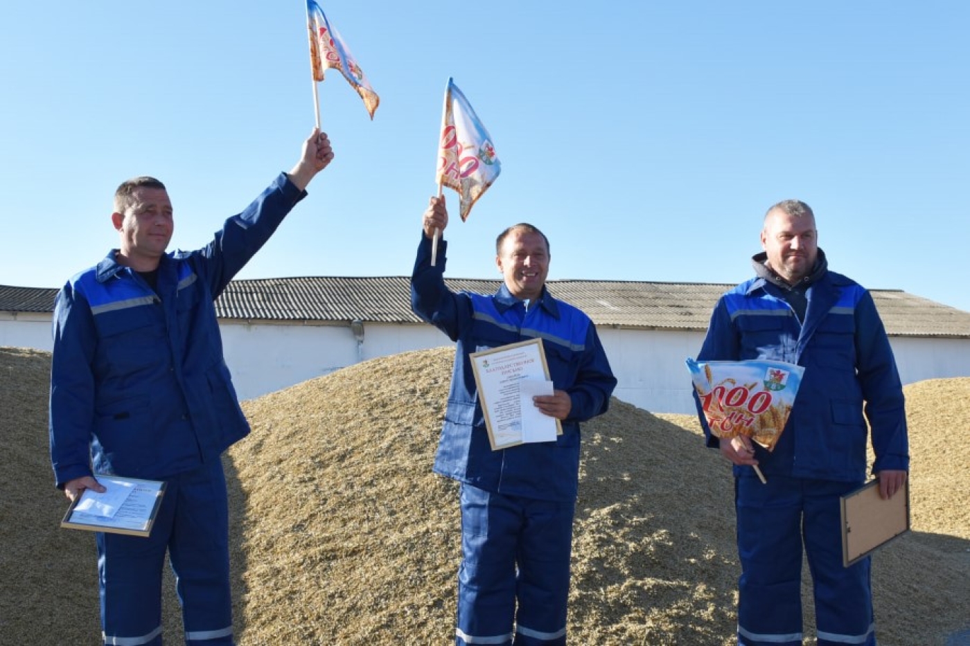 На Березинщине продолжается чествование тысячников Жатвы-2025!