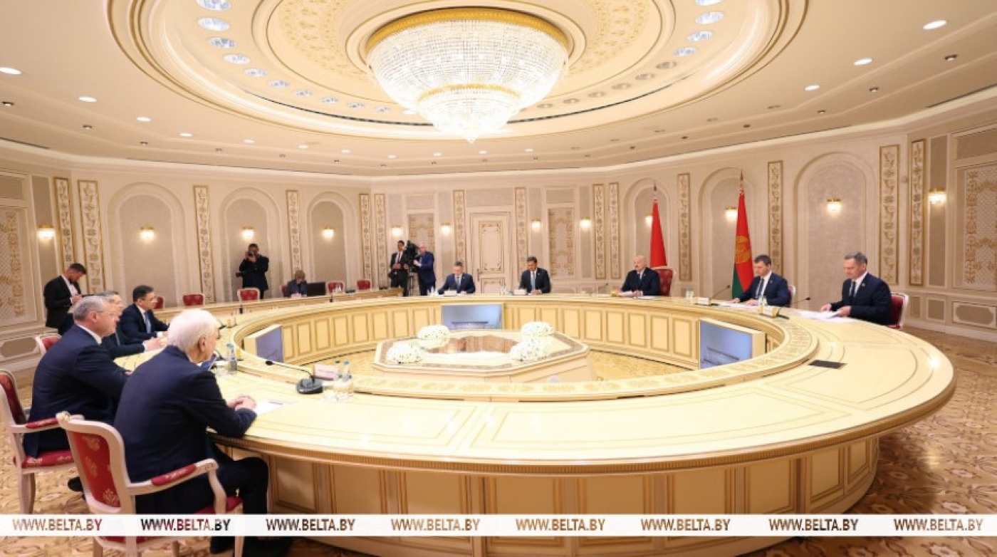 Лукашенко: Беларусь готова нарастить поставки в Астраханскую область, чтобы сбалансировать торговое сальдо
