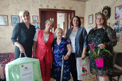 С Днём рождения поздравили ветерана  Великой Отечественной войны Софию Петровну Стасевич