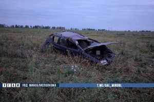 В Червенском районе машина съехала в кювет и опрокинулась: водитель погиб