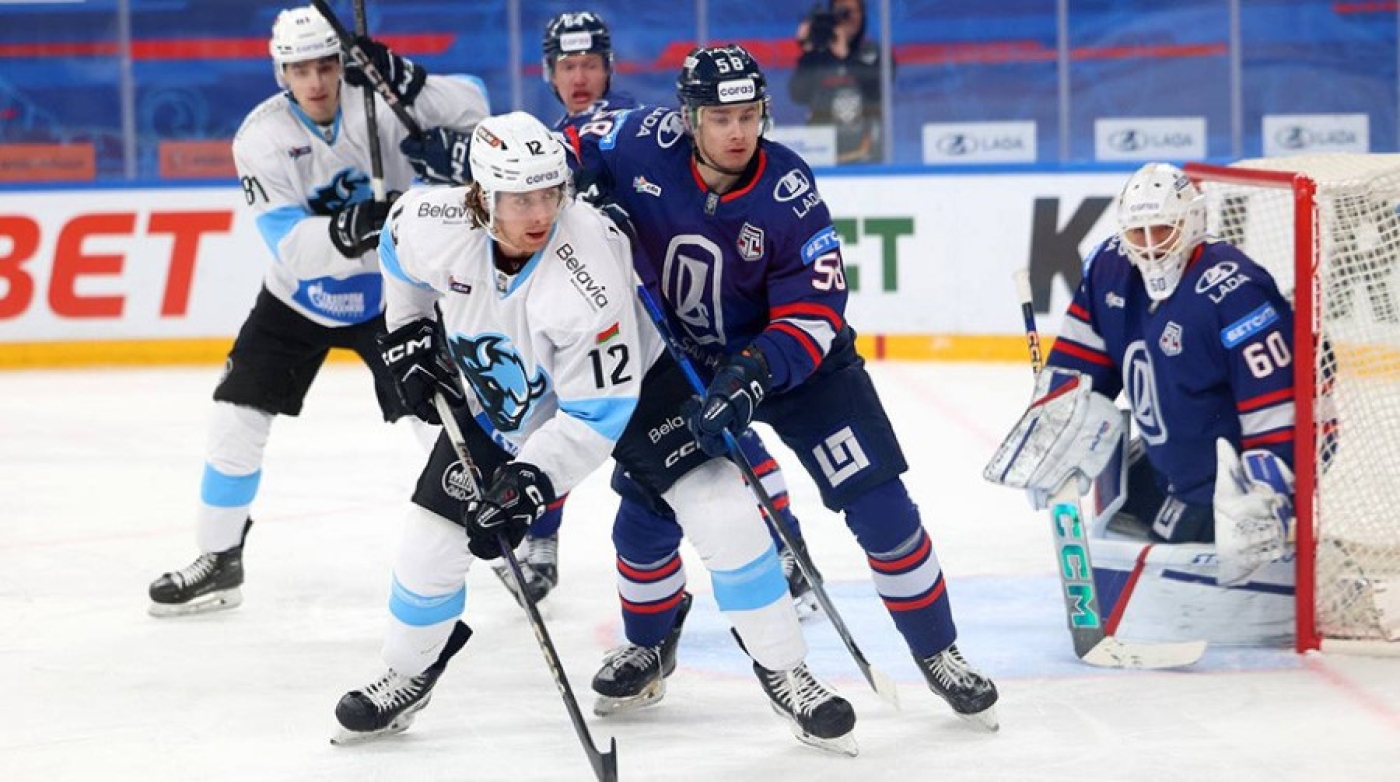 Дубль Галиева и шатаут Фукале принесли "Динамо" победу над "Ладой"