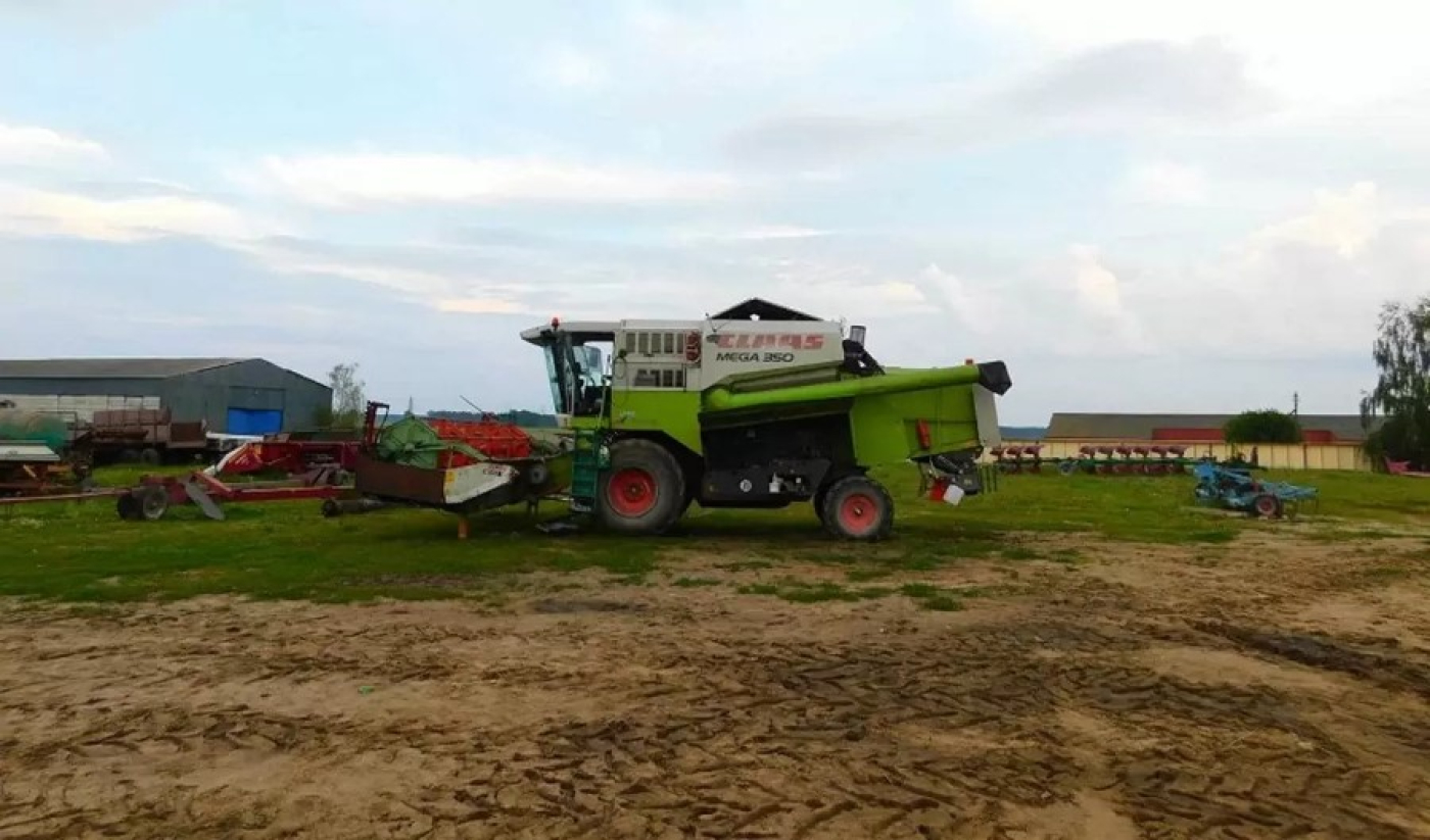 В Любанском районе 18-летний парень погиб во время ремонта комбайна