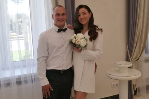 Зарегистрировали брак Сергей и Александра Бурые