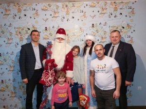 Республиканской новогодней благотворительной акции &quot;Наши дети&quot; семья Автуховичей открыла двери в новой квартире