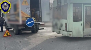 В Минске троллейбус сбил двух пешеходов