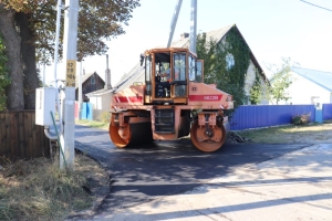 Вновь в Березино укладывают асфальт