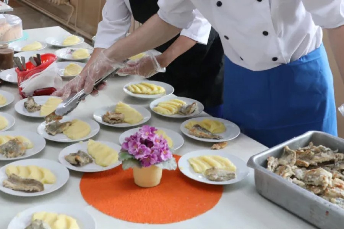 Работники брестских школ украли продуктов на 4,9 тыс. рублей