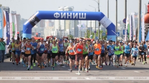 Прямов и Доманцевич победили на международном полумарафоне One Run в Минске