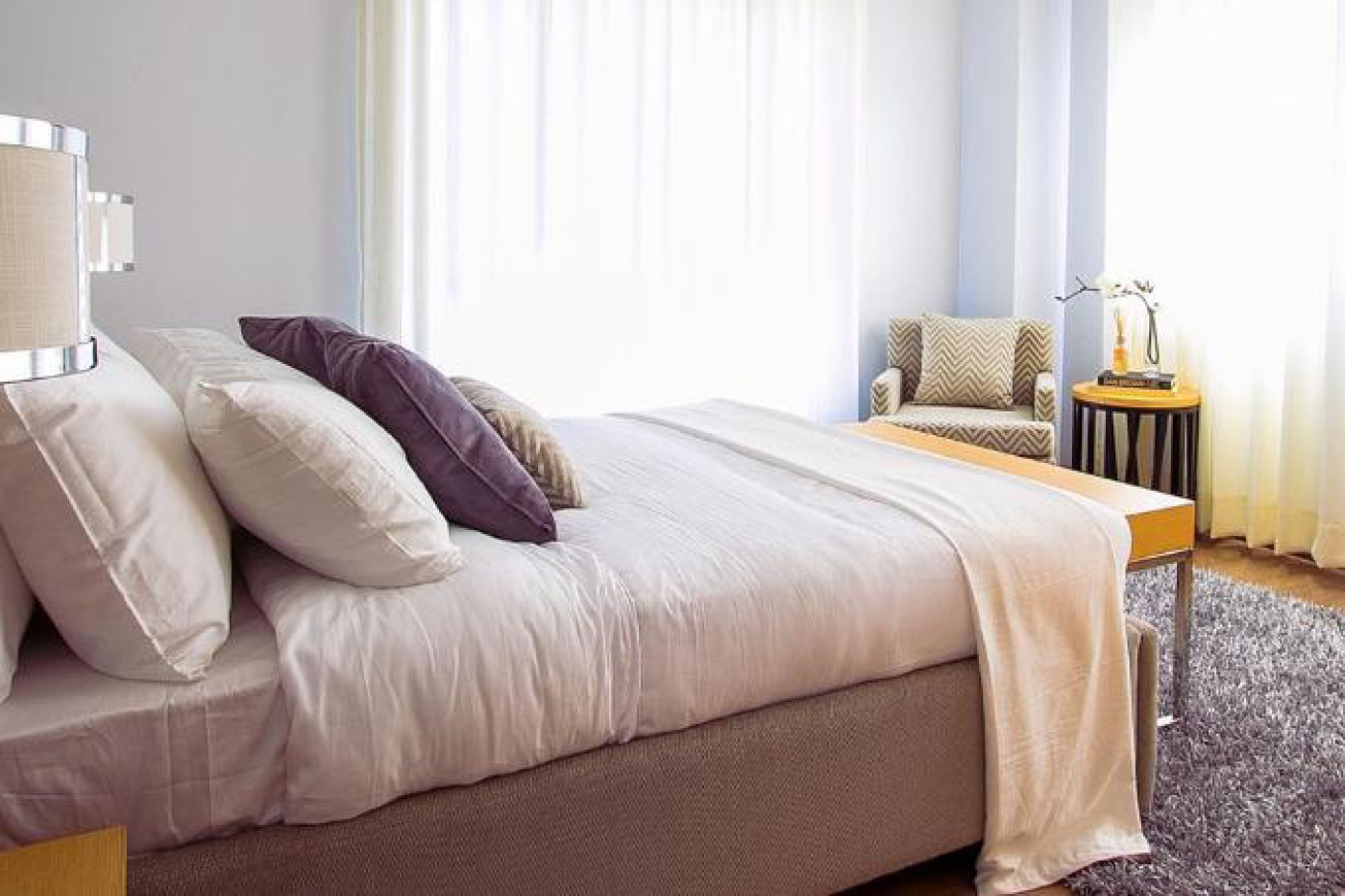 Как часто нужно менять постельное белье: полезные советы