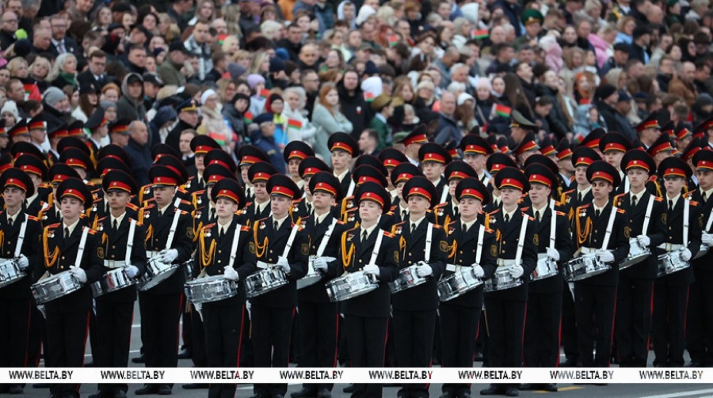 Лукашенко прибыл на военный парад в честь 80-летия Великой Победы в Минске