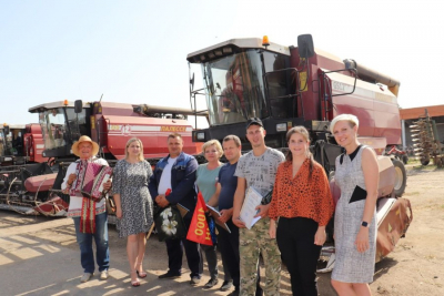 Працягваецца ўшаноўванне лепшых вадзіцеляў і камбайнераў