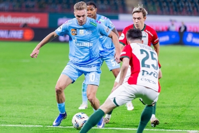 Футболисты "Зенита" остались на первом месте в таблице чемпионата России