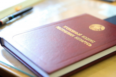 Жительницу Червеня осудили на 9 лет за умышленное причинение тяжких телесных повреждений