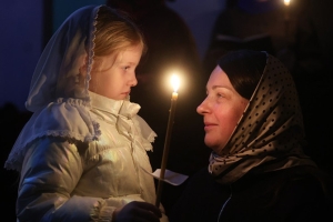 Православные верующие отмечают Чистый четверг