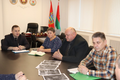 Личный прием граждан провел Денис Дишук