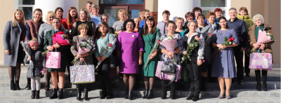 Профсоюзы поздравляют мам