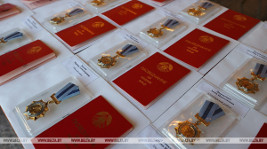 Ордена Матери вручили 19 многодетным жительницам Минской области